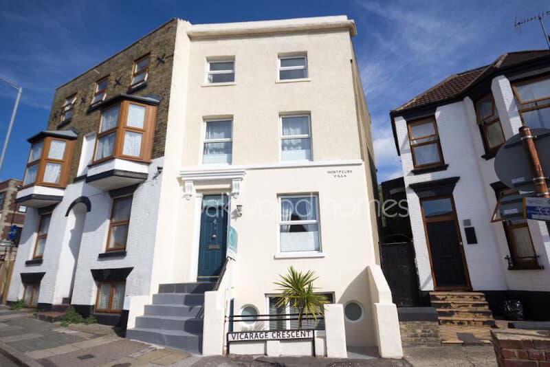 A house with granny flat for sale in Kent